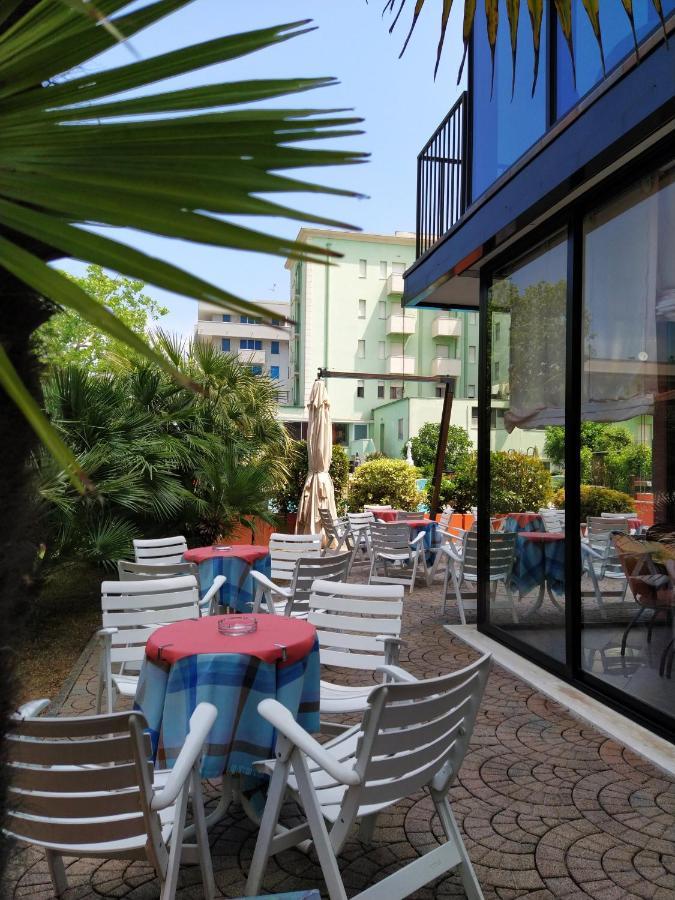 Hotel Prestigio Cesenatico Ngoại thất bức ảnh