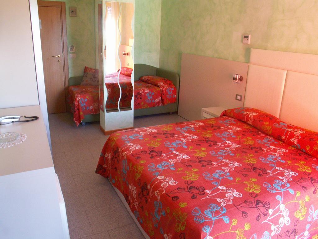 Hotel Prestigio Cesenatico Ngoại thất bức ảnh